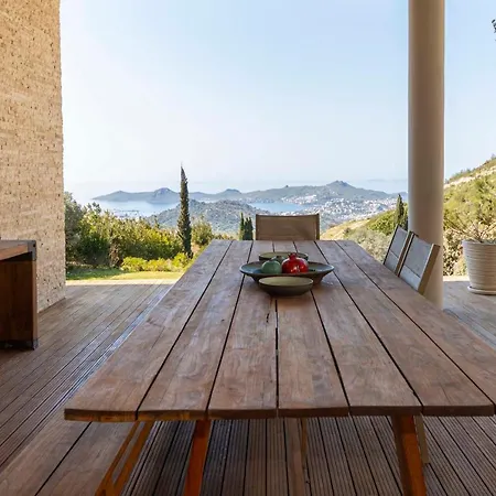 公寓 Glorious Villa With Jacuzzi, Sauna And Private Pool In Bodrum, Mugla