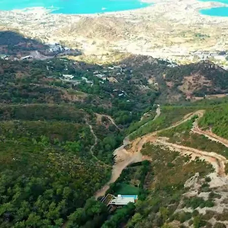 Apartament Glorious Villa With Jacuzzi, Sauna And Private Pool In Bodrum, Mugla Yalıkavak