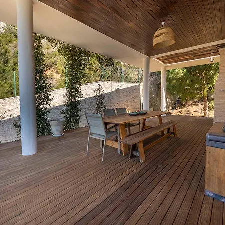 Apartament Glorious Villa With Jacuzzi, Sauna And Private Pool In Bodrum, Mugla