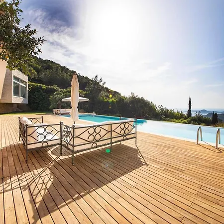 Glorious Villa With Jacuzzi, Sauna And Private Pool In Bodrum, Mugla Yalikavak