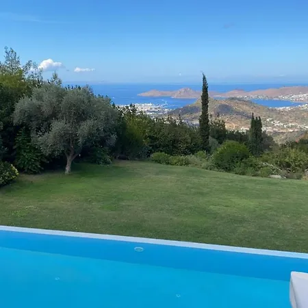 Glorious Villa With Jacuzzi, Sauna And Private Pool In Bodrum, Mugla * Yalikavak